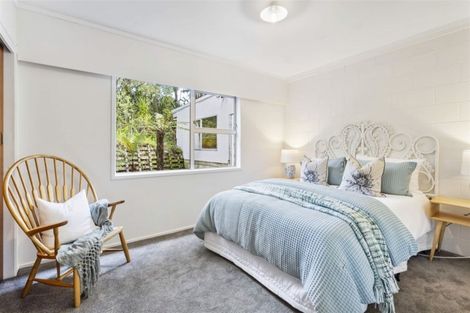 Photo of property in 1144 Scenic Drive North, Swanson, Auckland, 0816