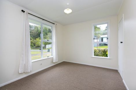 Photo of property in 13 Regent Place, Blagdon, New Plymouth, 4310
