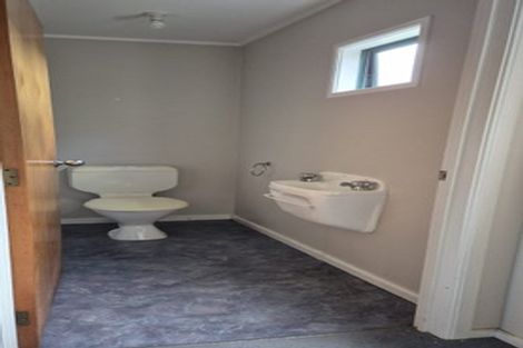 Photo of property in 2/485 Don Buck Road, Massey, Auckland, 0614