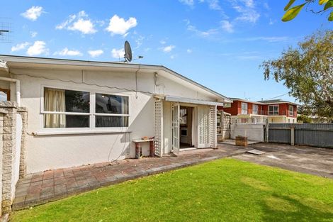 Photo of property in 11 Ajax Place, Highbury, Palmerston North, 4412