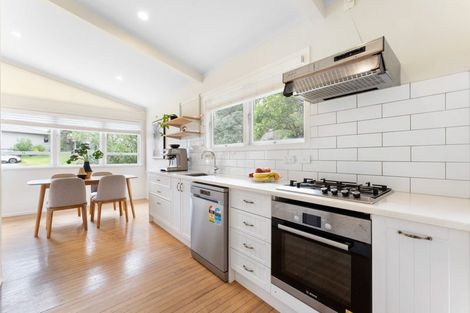 Photo of property in 9 Bowman Road, Forrest Hill, Auckland, 0620