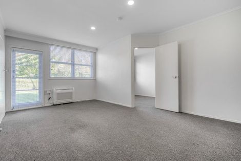 Photo of property in 4/79 Western Springs Road, Morningside, Auckland, 1022