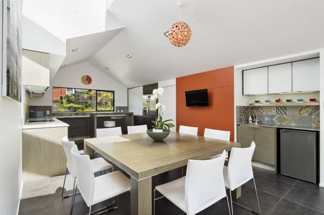Photo of property in 7 Rangitoto Terrace, Milford, Auckland, 0620
