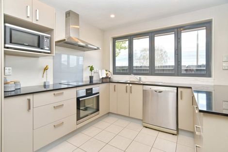 Photo of property in 29 Roberts Road, Hei Hei, Christchurch, 8042