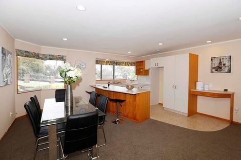 Photo of property in 22 Johnsview Terrace, Hillcrest, Hamilton, 3216