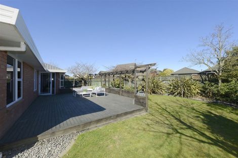 Photo of property in 15 Millcroft Place, Parklands, Christchurch, 8083