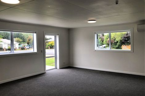 Photo of property in 15 Manse Street, Clydevale, Balclutha, 9274