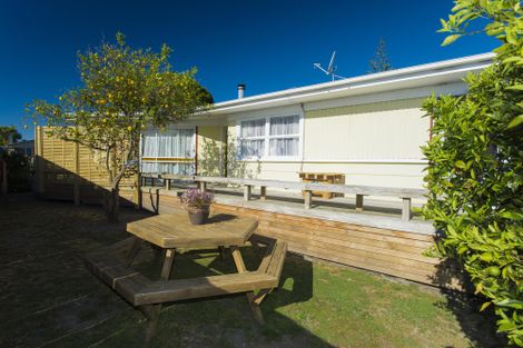 Photo of property in 103 Huxley Road, Outer Kaiti, Gisborne, 4010