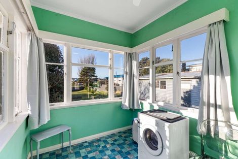 Photo of property in 12 Toi Street, Tawhero, Whanganui, 4501
