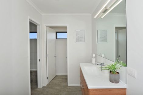 Photo of property in 59 Stace Hopper Drive, One Tree Point, 0118