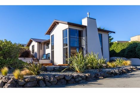 Photo of property in 36 Rockview Place, Mount Pleasant, Christchurch, 8081
