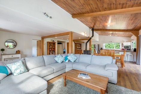 Photo of property in 49 Opoto Place, Kaukapakapa, 0873