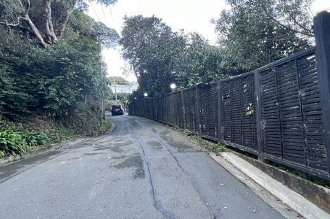 Photo of property in 4 Rangiora Avenue, Kaiwharawhara, Wellington, 6035