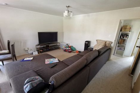 Photo of property in 1/11 Cromdale Avenue, Highland Park, Auckland, 2010