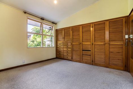 Photo of property in 224 Glengarry Road, Glen Eden, Auckland, 0602