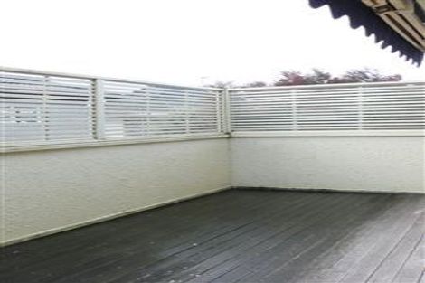 Photo of property in 2/5 Quebec Road, Milford, Auckland, 0620