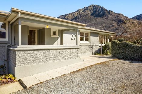Photo of property in 27 Manse Road, Arrowtown, 9302