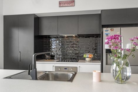 Photo of property in 77 Dunkeld Drive, Papamoa, 3118