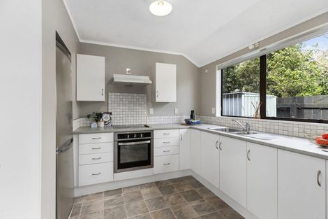 Photo of property in Main Road, Titahi Bay, Porirua, 5022