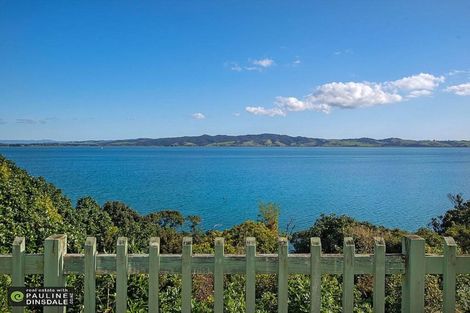 Photo of property in 206 Manganese Point Road, Tamaterau, Whangarei, 0174