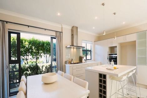 Photo of property in 33 Ganley Terrace, Stonefields, Auckland, 1072