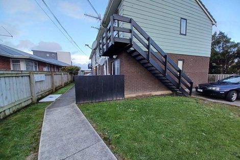 Photo of property in 1/615 Evans Bay Parade, Kilbirnie, Wellington, 6022