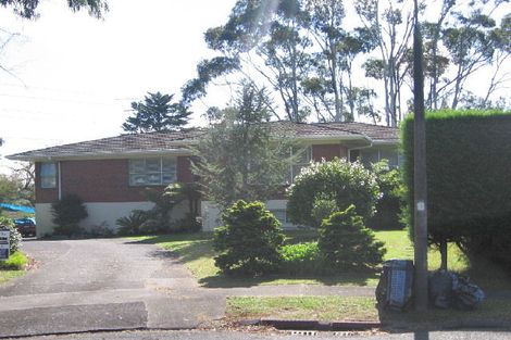 Photo of property in 8 Halcyon Place, Papatoetoe, Auckland, 2025