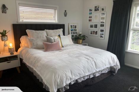 Photo of property in 1/53 Moore Street, Hillcrest, Auckland, 0627