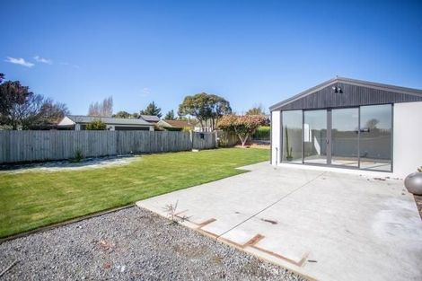 Photo of property in 11 Mcsaveneys Road, Marshland, Christchurch, 8051