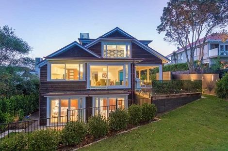 Photo of property in 37b View Road, Campbells Bay, Auckland, 0630