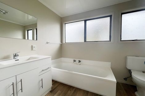 Photo of property in 22 Kingsway Crescent, Forest Lake, Hamilton, 3200