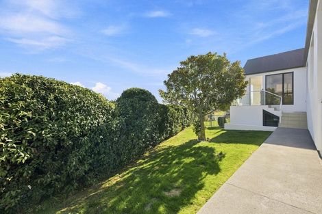 Photo of property in 60 Glenstrae Road, Redcliffs, Christchurch, 8081