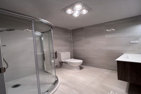 Photo of property in 7 Sheralee Place, Bucklands Beach, Auckland, 2014