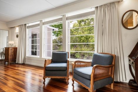 Photo of property in 21 Kopiko Road, Titirangi, Auckland, 0604