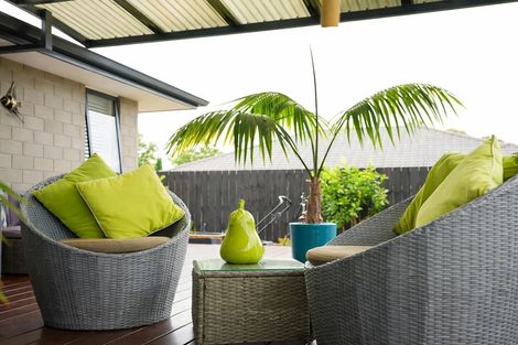 Photo of property in 10 Magnolia Close, Te Kauwhata, 3710