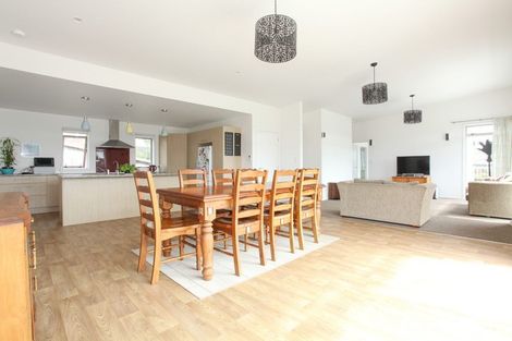 Photo of property in 21 Violet Street, Raglan, 3225