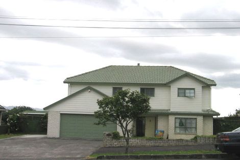 Photo of property in 69 Roberton Road, Avondale, Auckland, 1026