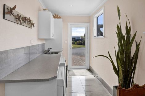 Photo of property in 48 Fantham Street, Hawera, 4610
