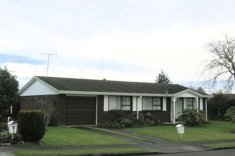 Photo of property in 5 Sandalwood Drive, Dinsdale, Hamilton, 3204