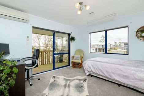 Photo of property in 393 Pukehina Parade, Pukehina, Te Puke, 3189