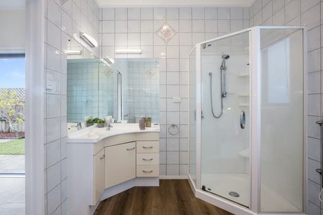 Photo of property in 3 Barque Crescent, Whitby, Porirua, 5024