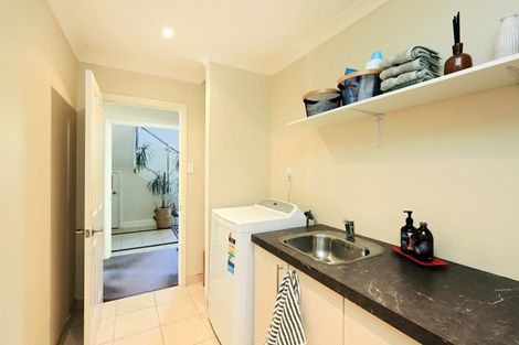 Photo of property in 2/39 Reeve Drive, Havelock North, 4130