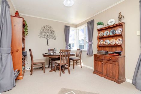 Photo of property in 50 Hospital Street, Dannevirke, 4930