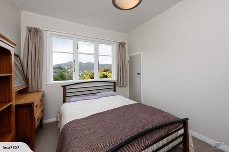 Photo of property in 21 Blakey Avenue, Karori, Wellington, 6012