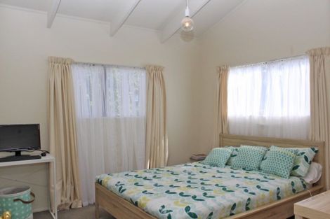 Photo of property in 3 Norfolk Place, Tairua, 3508