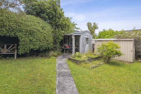 Photo of property in 15 Winara Avenue, Waikanae, 5036