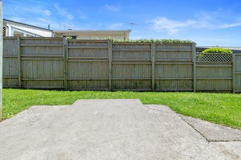 Photo of property in 1/17 Clifton Drive, Waitara, 4320