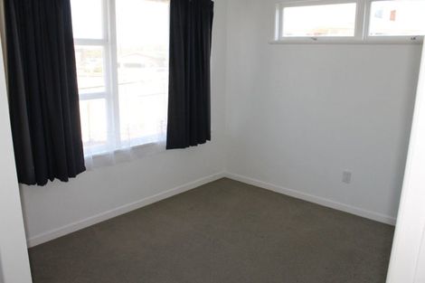 Photo of property in 16 Michelle Place, Mangere, Auckland, 2022