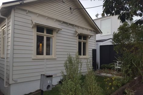 Photo of property in 6 Bulwer Street, Devonport, Auckland, 0624