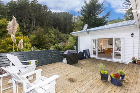 Photo of property in 74 Elmslie Road, Pinehaven, Upper Hutt, 5019